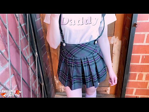 ❤️ Schoolgirl sûget har lul djip en neukt ynstee fan klassen. ☑ Seksfideo op fy.xxxpornolive.ru ❌❤
