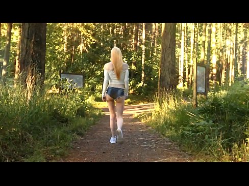 ❤️ Moaie frou beweecht stadich, net neaken video ☑ Seksfideo op fy.xxxpornolive.ru ❌❤